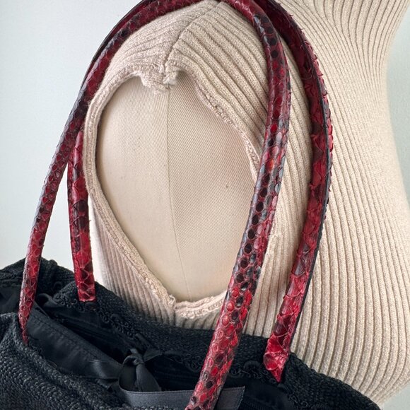 Desmo Tote Bag Black Embellished Flower Python - Picture 5 of 12